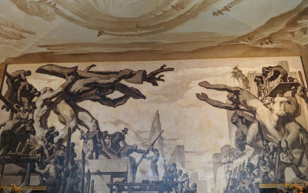 Fotografía de los murales de José María Sert en el Rockefeller Center de Nueva York.